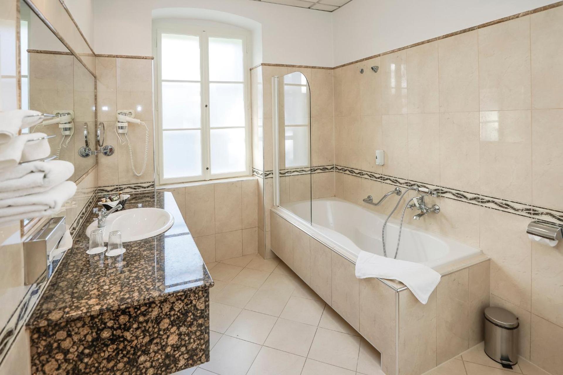 Hotel Szidónia Castle